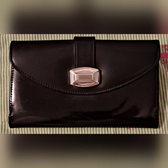 EUC Vintage Brighton Black Patent Leather Bifold Wallet Clutch w/ Buckle Closure - Picture 1 of 7